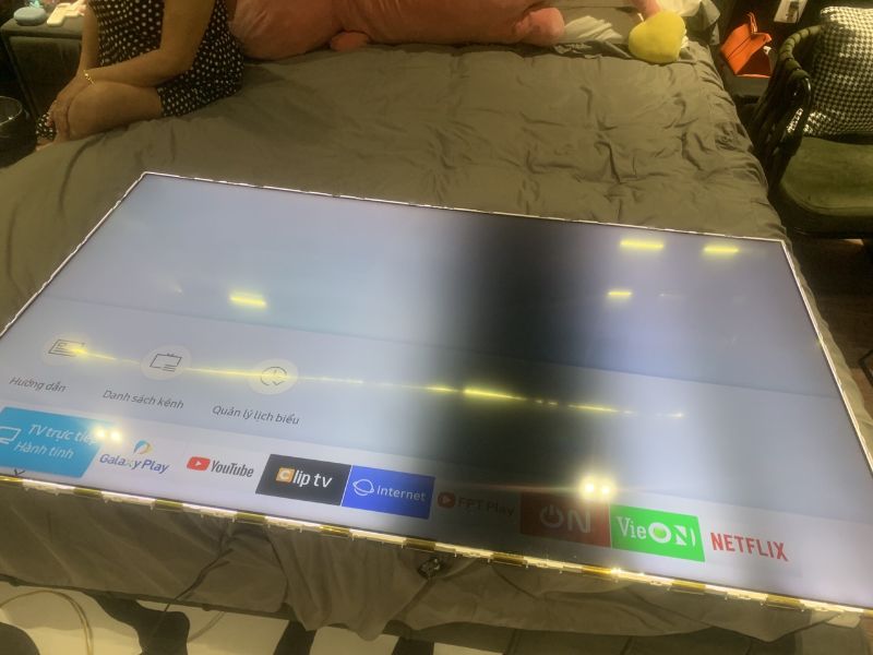 Hỏng đèn nền (backlight)