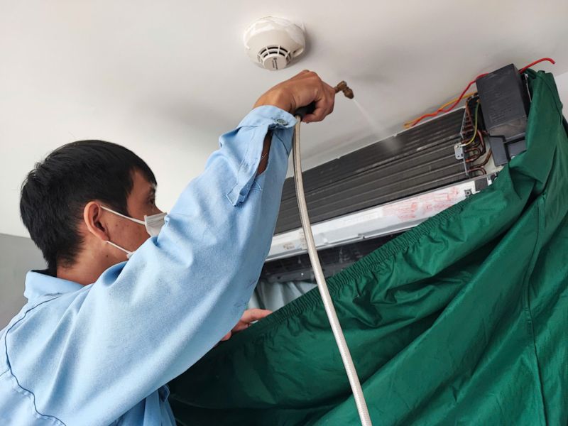 Quy Trình Vệ Sinh Máy Lạnh Huyện Cần Giờ Tại Điện Máy Xanh