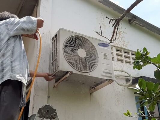 Vệ Sinh Máy Lạnh Quận 11