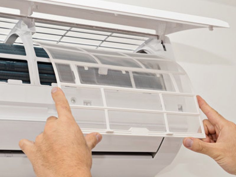 Tại Sao Nên Chọn Điện Máy Xanh Khi Vệ Sinh Máy Lạnh Quận 3