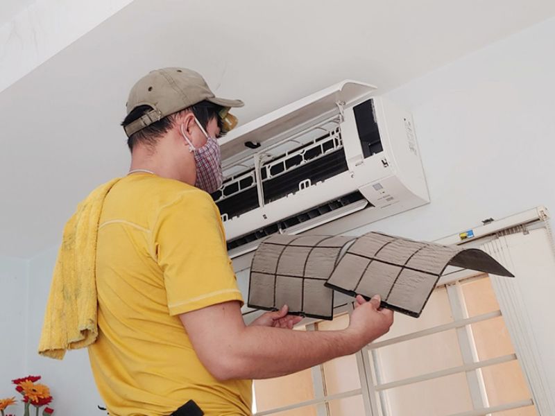 Khi Nào Nên Vệ Sinh Máy Lạnh Quận Phú Nhuận?