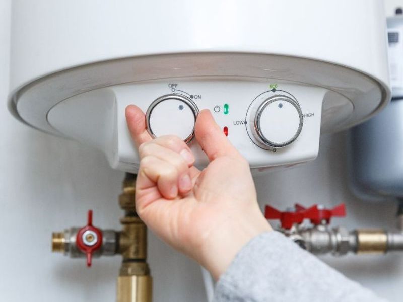 Bảo Hành Điện Máy Xanh - Sửa Máy Nước Nóng Quận 11