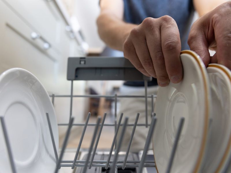 Lợi Ích Dành Cho Khách Hàng Khi Sửa Máy Rửa Chén Quận 6 Tại Điện Máy Xanh