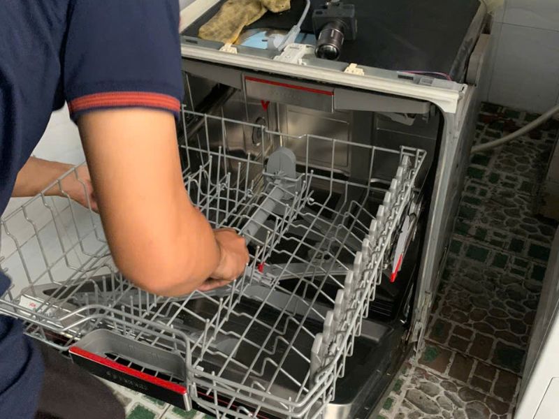 Các Sự Cố Máy Rửa Chén Thường Gặp