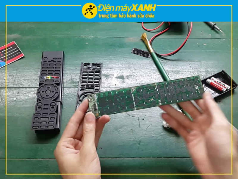 Hướng Dẫn Cách Sửa Chữa Remote Tivi Bị Vô Nước