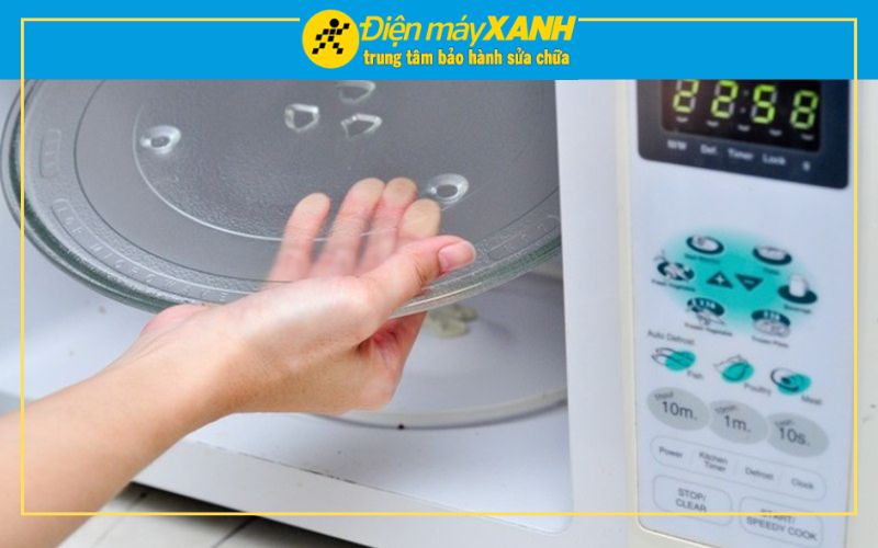 Những Lỗi Lò Vi Sóng Bảo Hành Điện Máy Xanh Nhận Sửa
